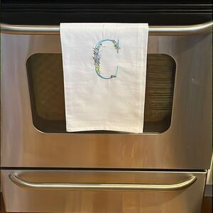 Embroidered DG Collections 100% Cotton 27"x27" Flour “C” Monogram Towel